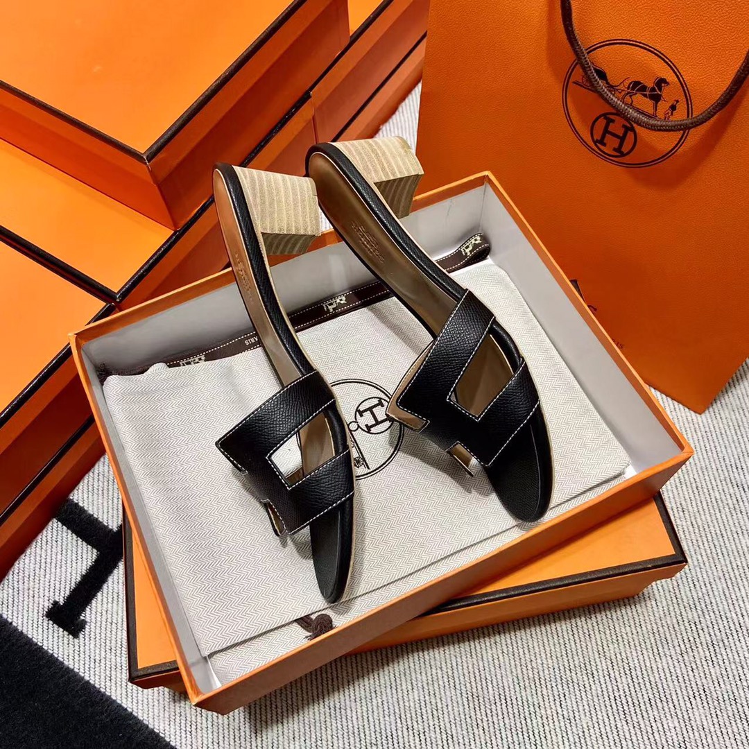 에르메스 올수공 오아시스 슬리퍼 샌들 앱송 57